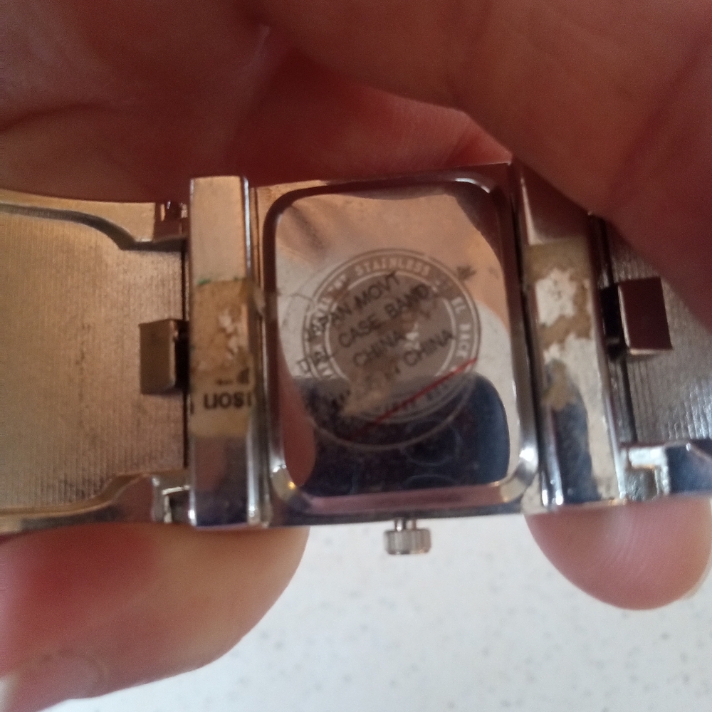 Vellaccio Watch - Picture 8 of 8